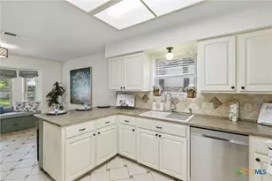 1306 Oakridge Dr, Round Rock, TX 78681 - Photo 11