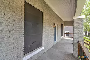 111 N 5th St, Temple, TX 76501 - Photo 3