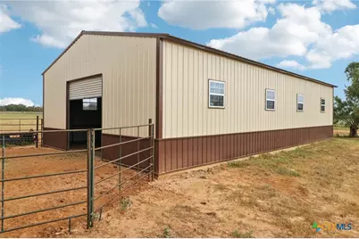 1891 State Highway 97, Floresville, TX 78114 - Photo 19