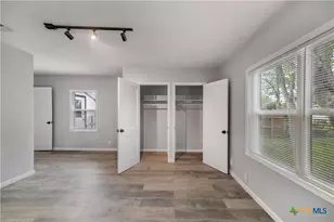 1610 E Rosebud Ave, Victoria, TX 77901 - Photo 19