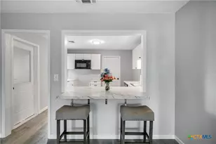 1610 E Rosebud Ave, Victoria, TX 77901 - Photo 11
