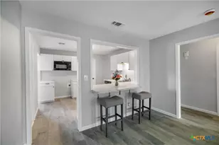 1610 E Rosebud Ave, Victoria, TX 77901 - Photo 7