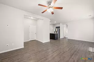 420 Spiny Lizard Ln, San Marcos, TX 78666 - Photo 3