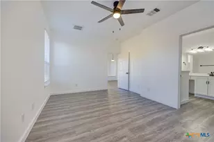 15218 Parrish Ln, Austin, TX 78725 - Photo 21