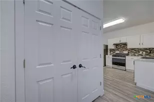 15218 Parrish Ln, Austin, TX 78725 - Photo 25