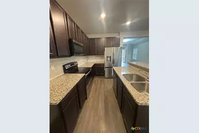 2500 Marty Way, Seguin, TX 78155 - Photo 5