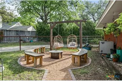 216 E 21st Avenue, Belton, TX 76513 - Photo 3