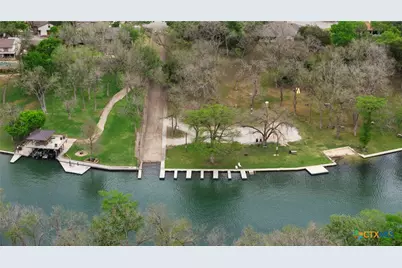 981 Rio Verde, New Braunfels, TX 78130 - Photo 9