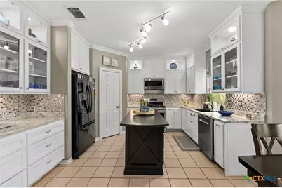 981 Rio Verde, New Braunfels, TX 78130 - Photo 21