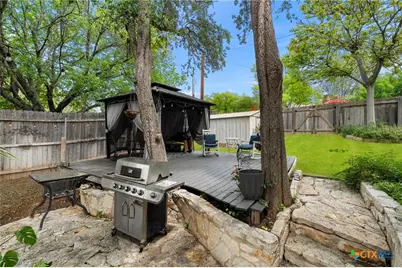 981 Rio Verde, New Braunfels, TX 78130 - Photo 35