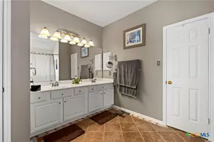 981 Rio Verde, New Braunfels, TX 78130 - Photo 25