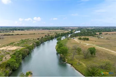 981 Rio Verde, New Braunfels, TX 78130 - Photo 7