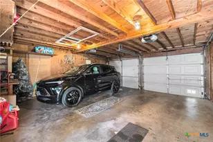 619 Strings Dr, San Antonio, TX 78216 - Photo 37