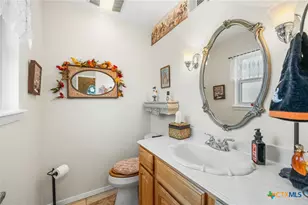 619 Strings Dr, San Antonio, TX 78216 - Photo 5