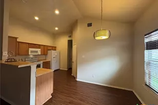 248 Rosalie Dr, New Braunfels, TX 78130 - Photo 3