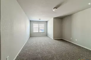 829 Manhattan, New Braunfels, TX 78130 - Photo 27