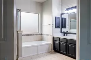 829 Manhattan, New Braunfels, TX 78130 - Photo 19