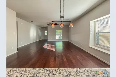 829 Manhattan, New Braunfels, TX 78130 - Photo 11