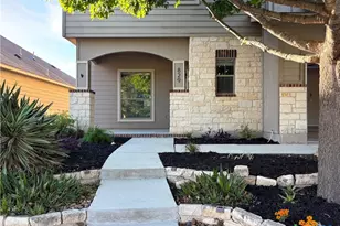 829 Manhattan, New Braunfels, TX 78130 - Photo 5