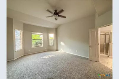 829 Manhattan, New Braunfels, TX 78130 - Photo 15