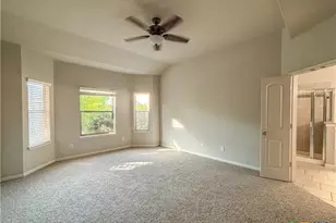 829 Manhattan, New Braunfels, TX 78130 - Photo 15