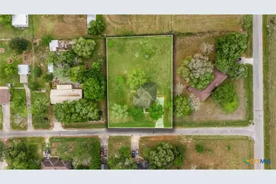 204 James Street, Inez, TX 77968 - Photo 35