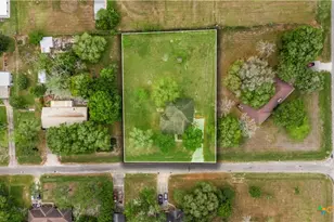 204 James St, Inez, TX 77968 - Photo 35