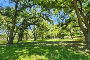 184 E Torrey St, New Braunfels, TX 78130 - Photo 27