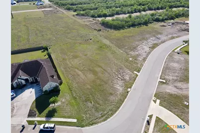 209 Pebble Brook, Victoria, TX 77904 - Photo 3