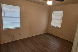 1802 W Avenue H, Temple, TX 76504 - Photo 5