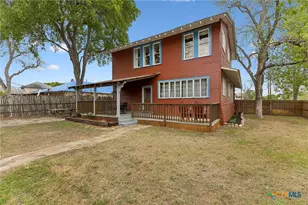 292 S Gilbert Ave, New Braunfels, TX 78130 - Photo 33