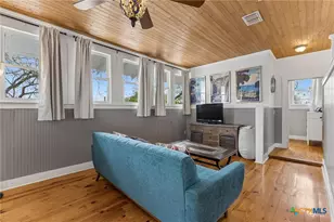 292 S Gilbert Ave, New Braunfels, TX 78130 - Photo 23