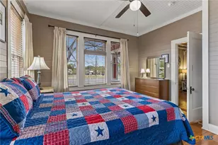 292 S Gilbert Ave, New Braunfels, TX 78130 - Photo 13