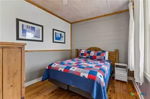 292 S Gilbert Ave, New Braunfels, TX 78130 - Photo 25