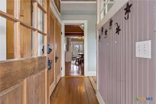 292 S Gilbert Ave, New Braunfels, TX 78130 - Photo 29