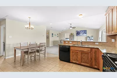 145 Gentle Breeze, Floresville, TX 78114 - Photo 5