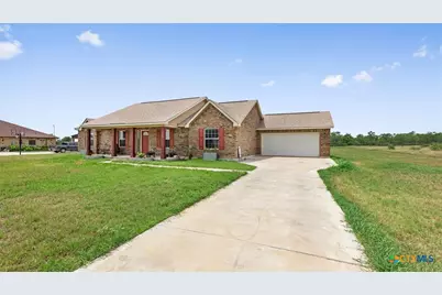 145 Gentle Breeze, Floresville, TX 78114 - Photo 13