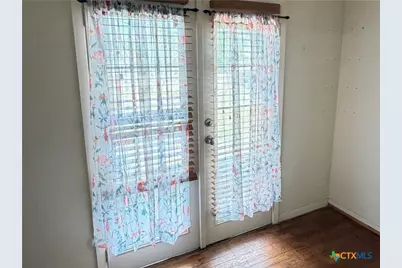 1902 Navidad Street, Victoria, TX 77901 - Photo 17