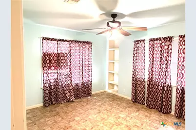 1902 Navidad Street, Victoria, TX 77901 - Photo 19