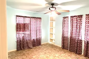 1902 Navidad St, Victoria, TX 77901 - Photo 19