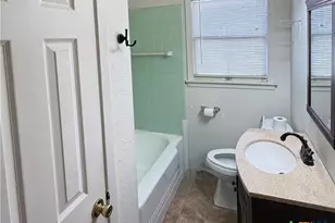 1902 Navidad St, Victoria, TX 77901 - Photo 21