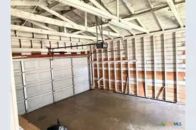 1902 Navidad Street, Victoria, TX 77901 - Photo 23