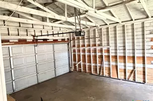 1902 Navidad St, Victoria, TX 77901 - Photo 23