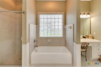 204 Crosswind Drive, Victoria, TX 77904 - Photo 27