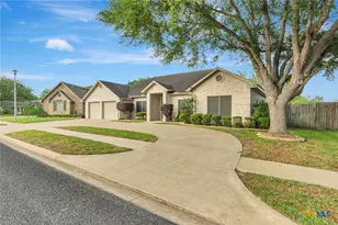 204 Crosswind Dr, Victoria, TX 77904 - Photo 3