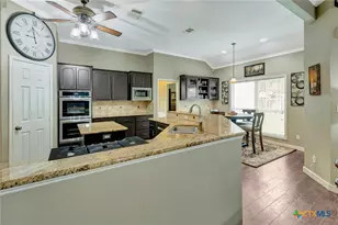 204 Crosswind Dr, Victoria, TX 77904 - Photo 17