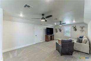 111 Lago Viento Ln, Belton, TX 76513 - Photo 25