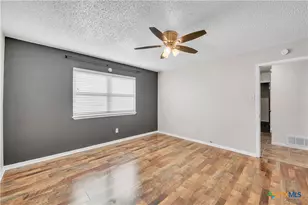 613 Manning Dr, Copperas Cove, TX 76522 - Photo 17