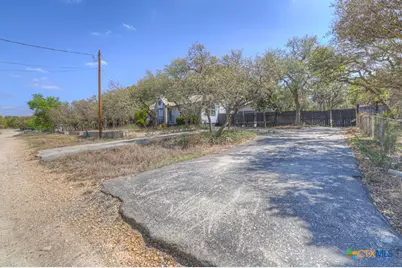 499 Lakeway, Spring Branch, TX 78070 - Photo 41