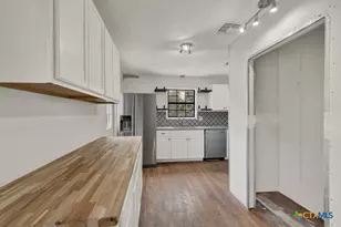 499 Lakeway, Spring Branch, TX 78070 - Photo 11